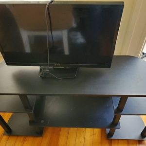 SMALL TV WITH STAND
